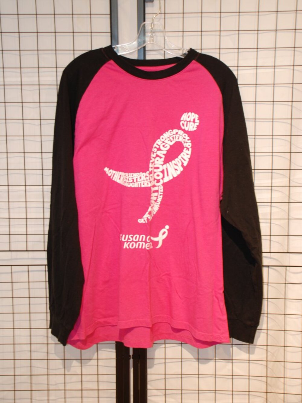 SUSAN G. KOMEN BREAST CANCER AWARENESS TOP